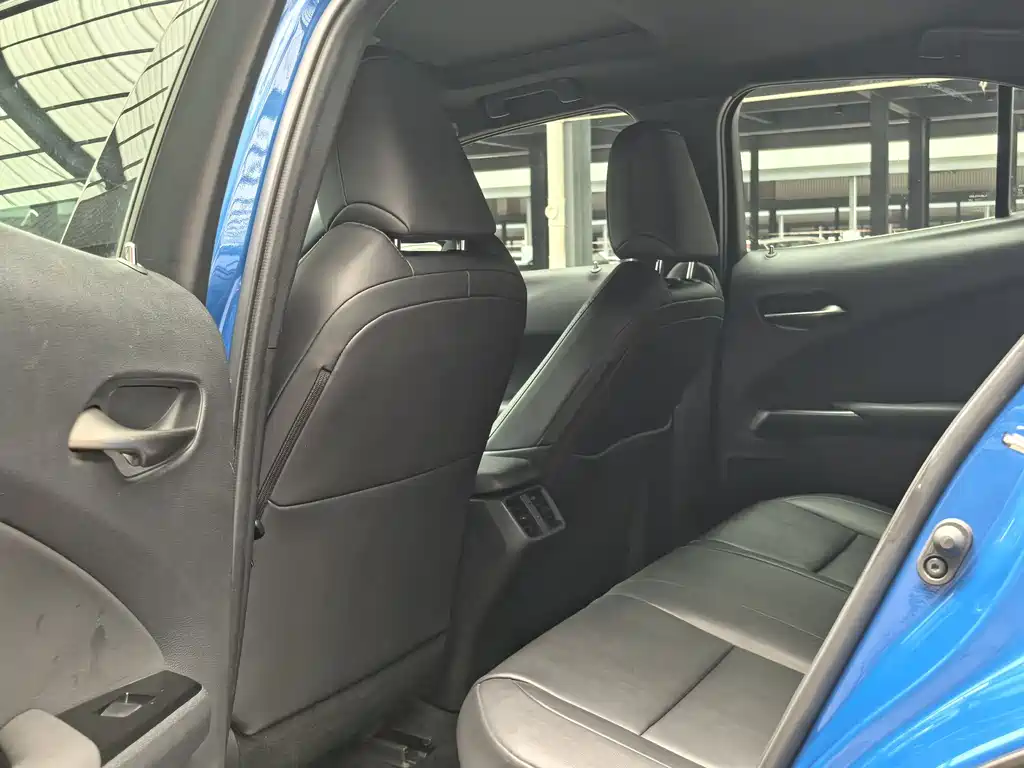 Lexus UX 2020 260h