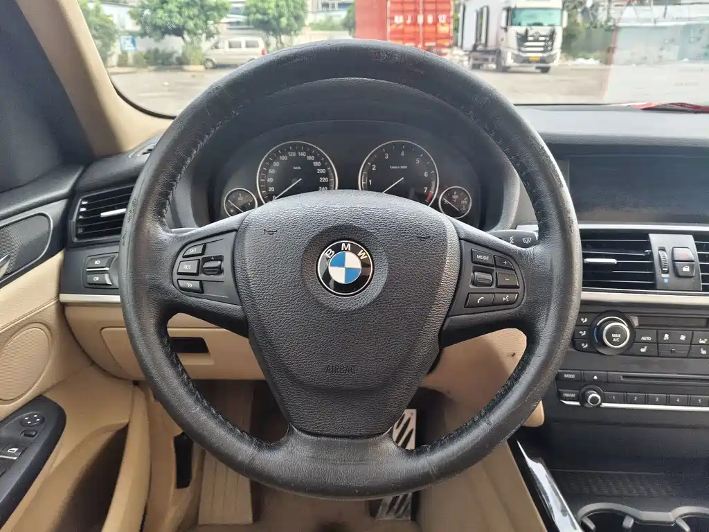 BMW X3 (Import) — миниатюра 15