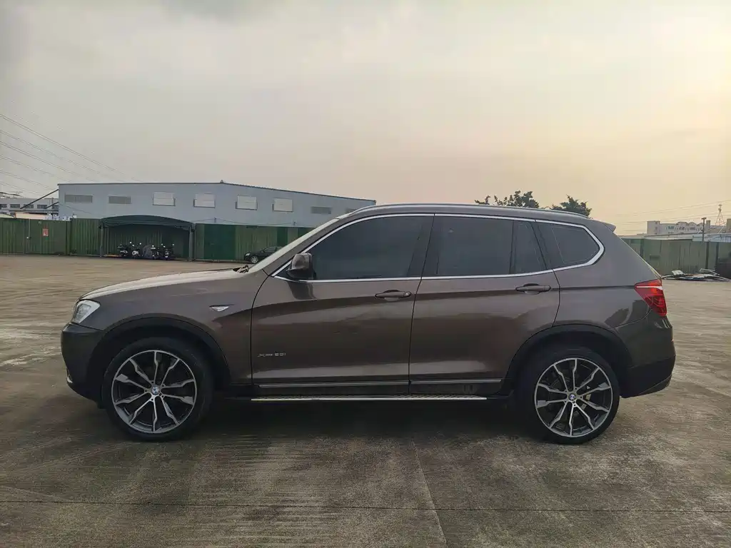 BMW X3 (Import) — миниатюра 7