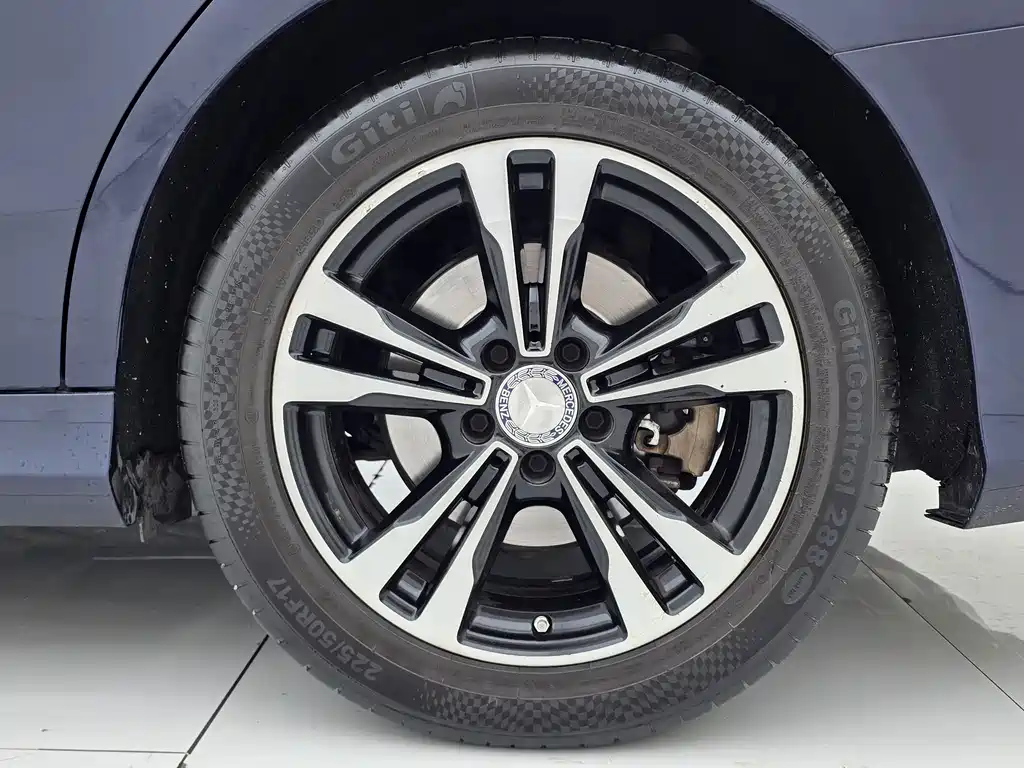 Mercedes-Benz C-Class — миниатюра 19