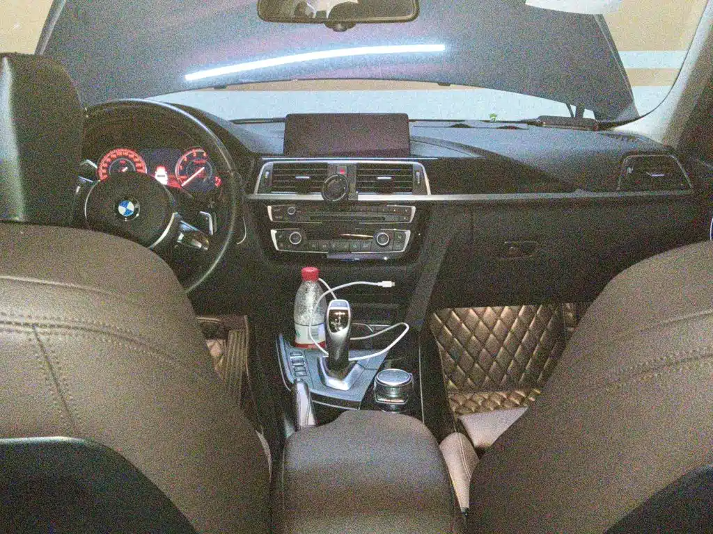 BMW 3 Series — миниатюра 6