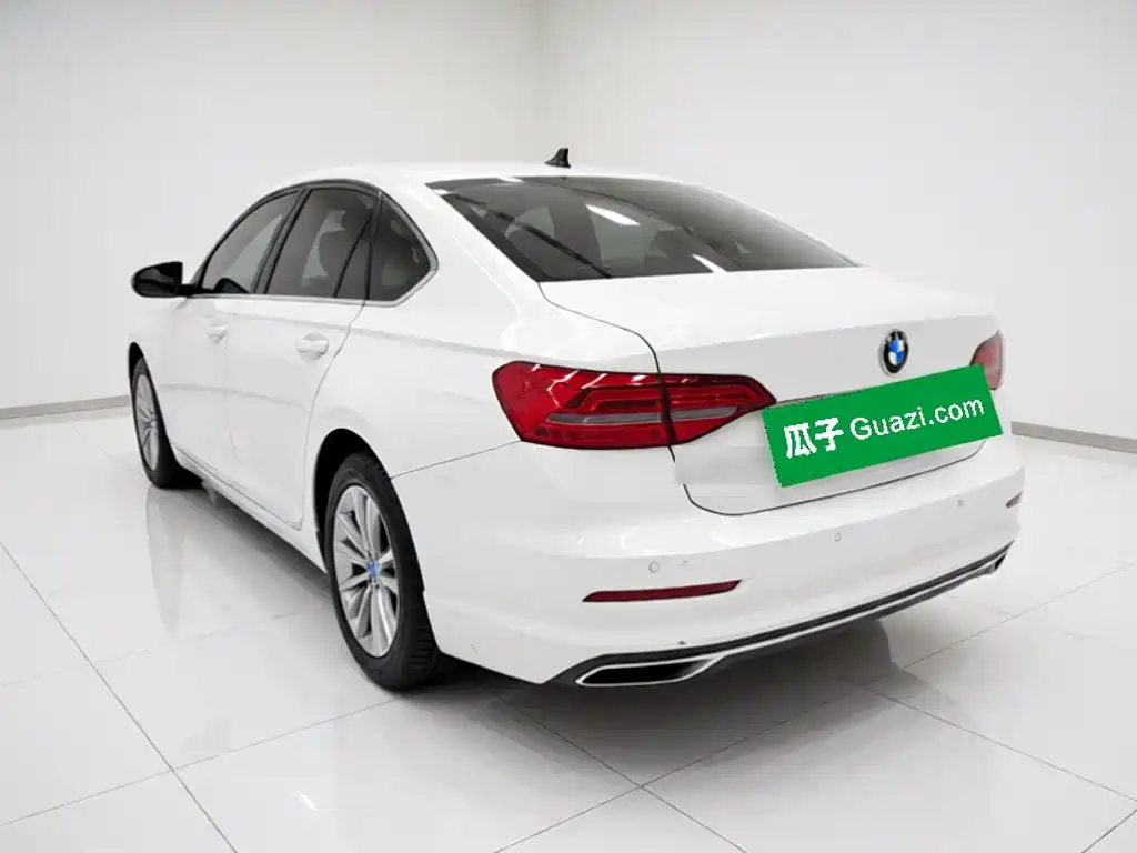 Volkswagen Lavida — миниатюра 4