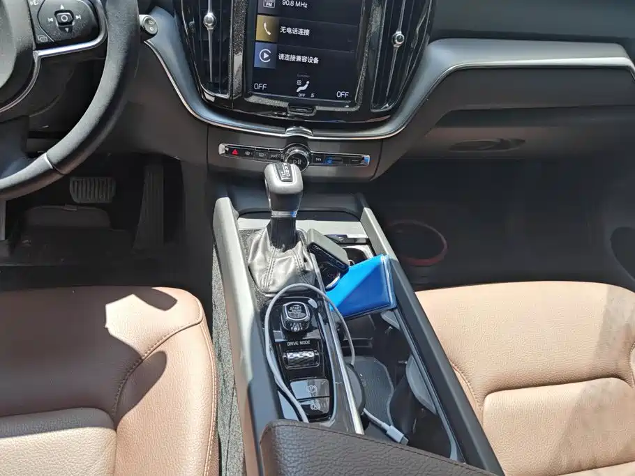Volvo XC60 — миниатюра 16