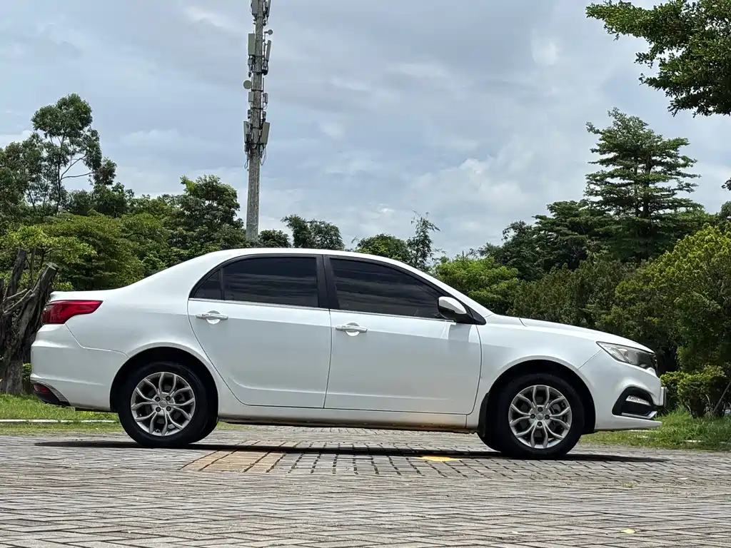 Geely Vision — миниатюра 9