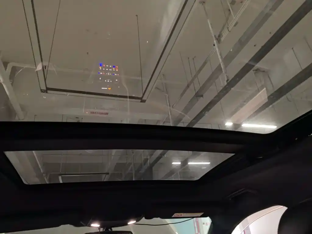 Lincoln MKC — миниатюра 18