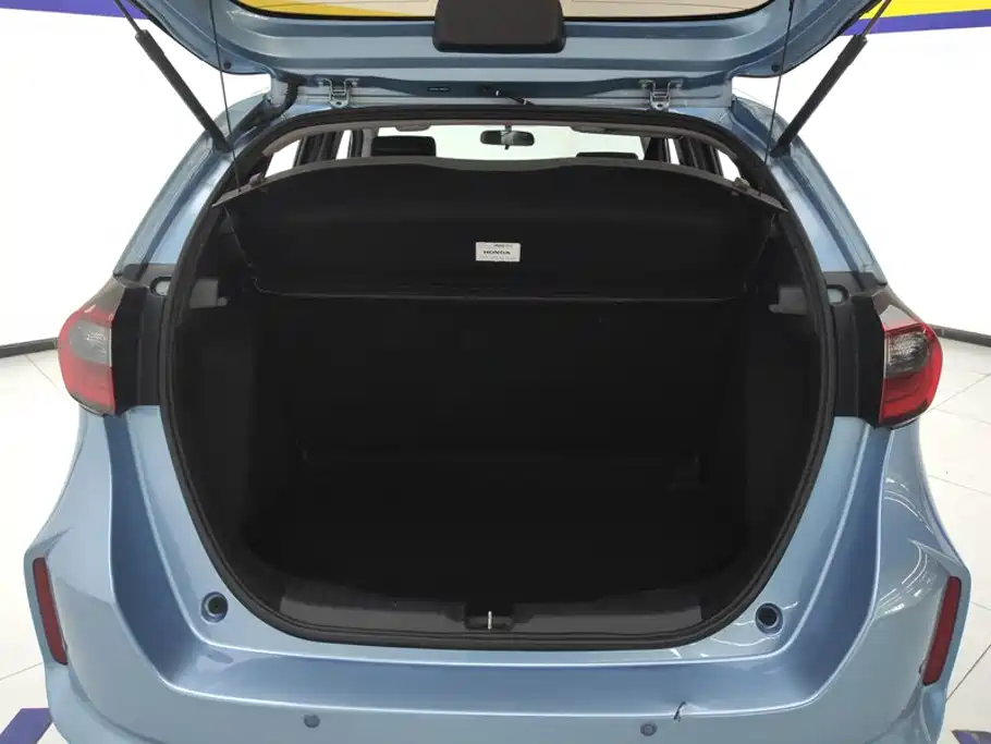 Honda Fit — миниатюра 4