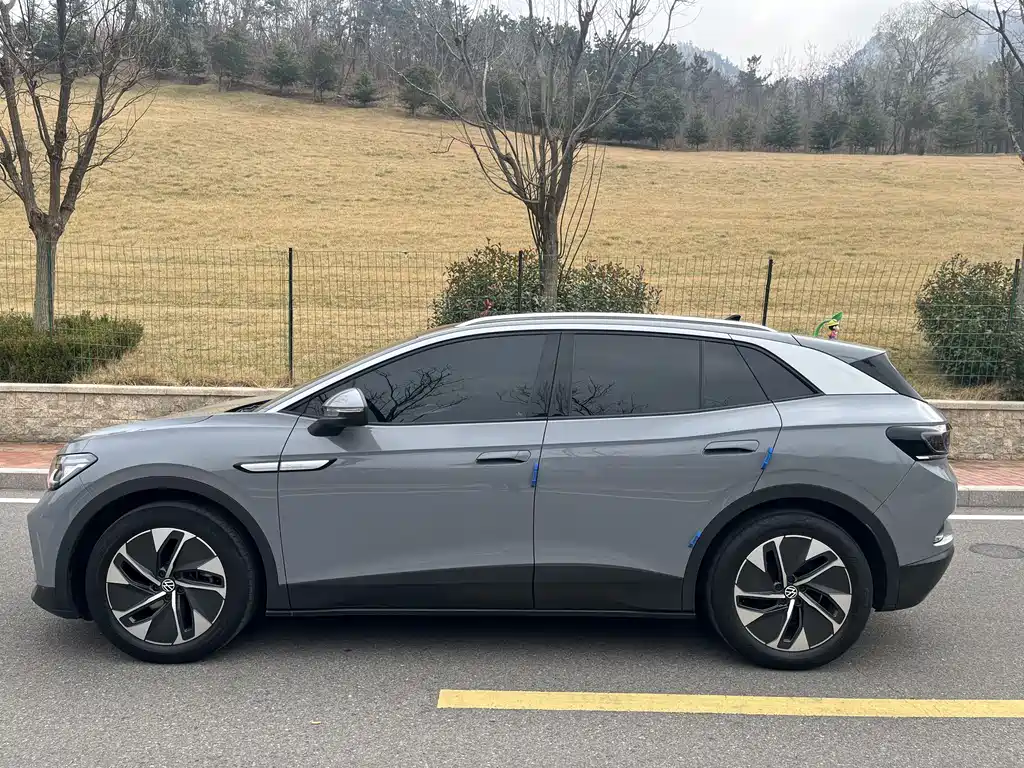 VOLKSWAGEN ID.4 CROZZ