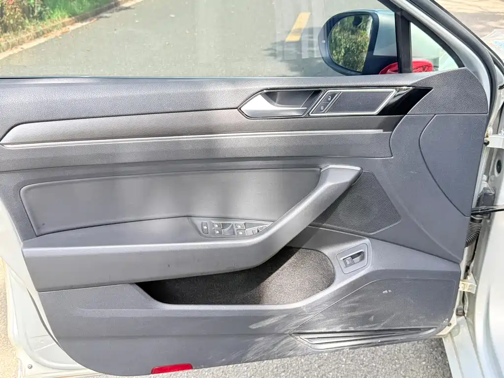 Volkswagen Magotan — миниатюра 8