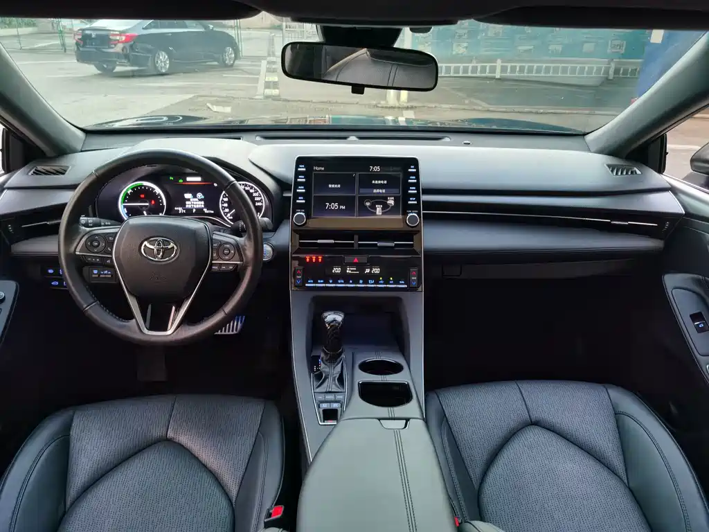 Toyota Avalon — миниатюра 12