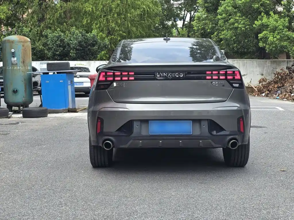 Lynk & Co 05 — миниатюра 9