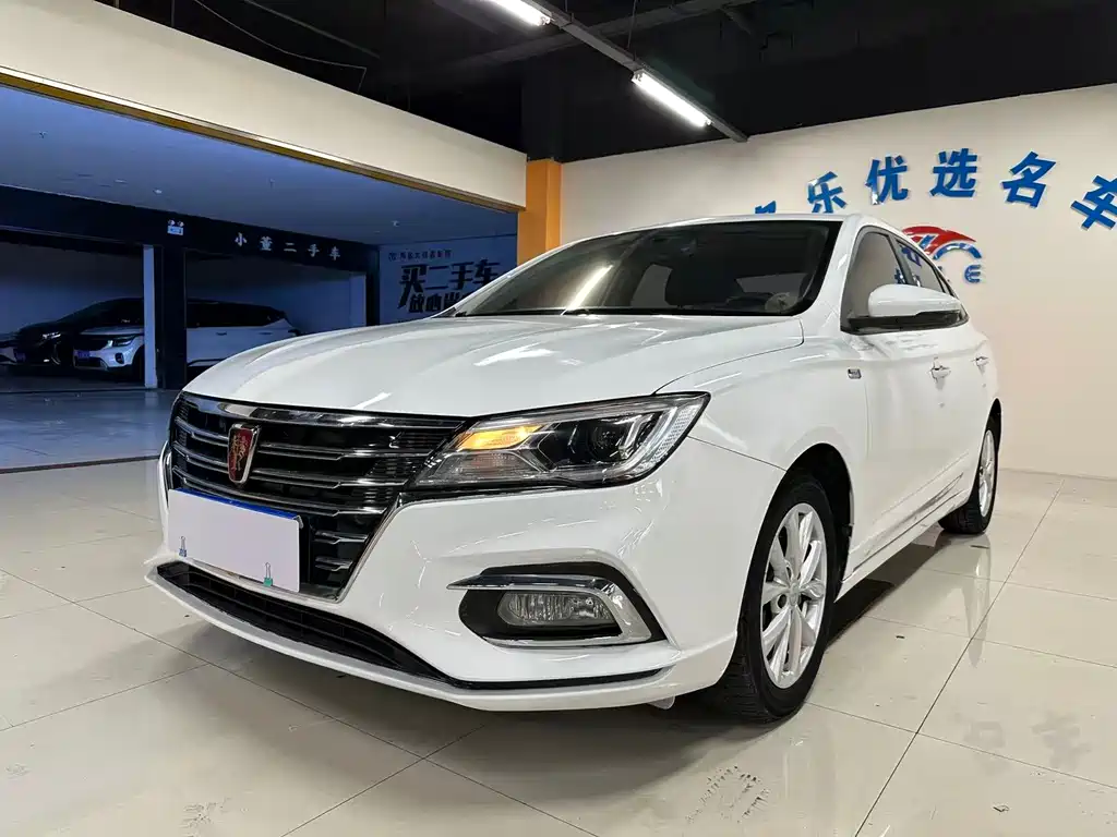Roewe i5