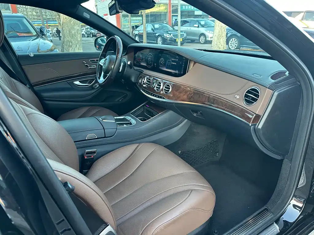 MERCEDES-BENZ S CLASS