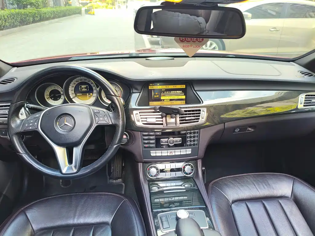 Mercedes-Benz CLS — миниатюра 12