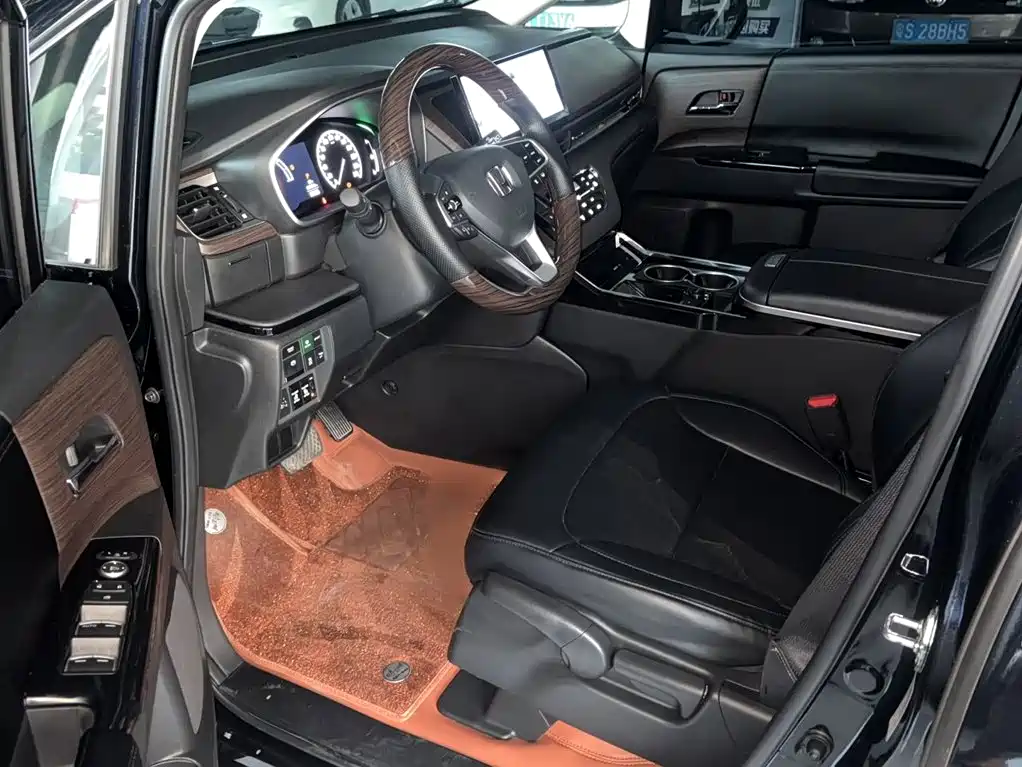 Honda Odyssey — миниатюра 8