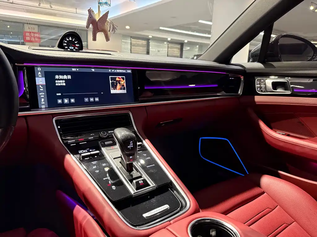 Porsche Panamera — миниатюра 13