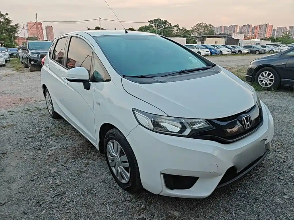 Honda Fit — миниатюра 4