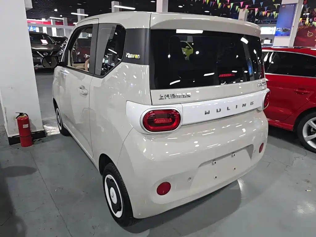 Wuling MINIEV — миниатюра 5