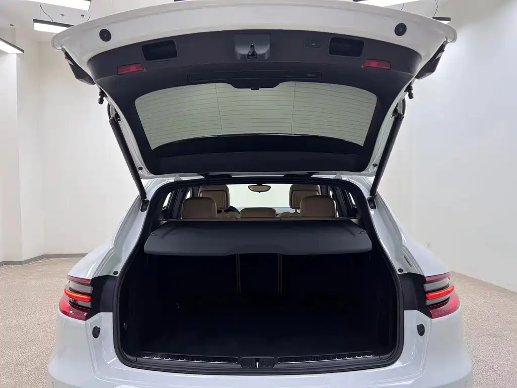 Porsche Macan — миниатюра 25