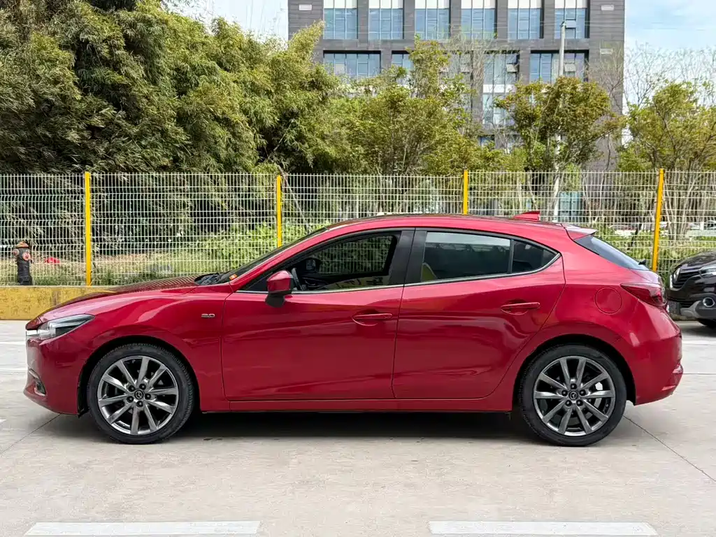 Mazda Mazda3 3 2017 2.0L AT Sport VI