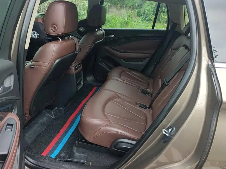 Buick Envision Plus — миниатюра 11