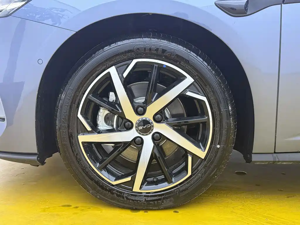 BYD Seal 07 DM-i — миниатюра 12