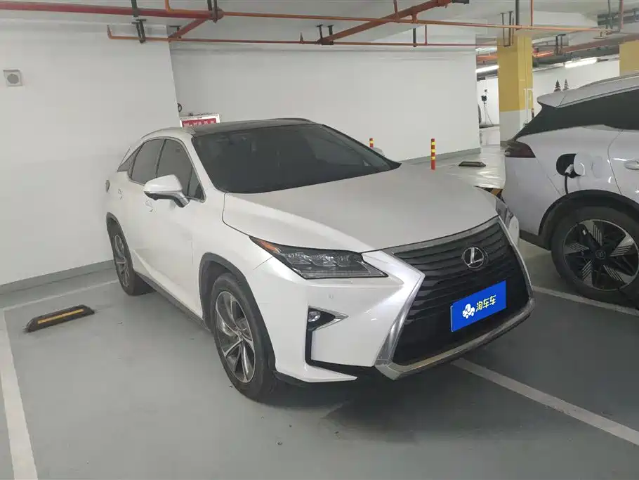 Купить Lexus RX