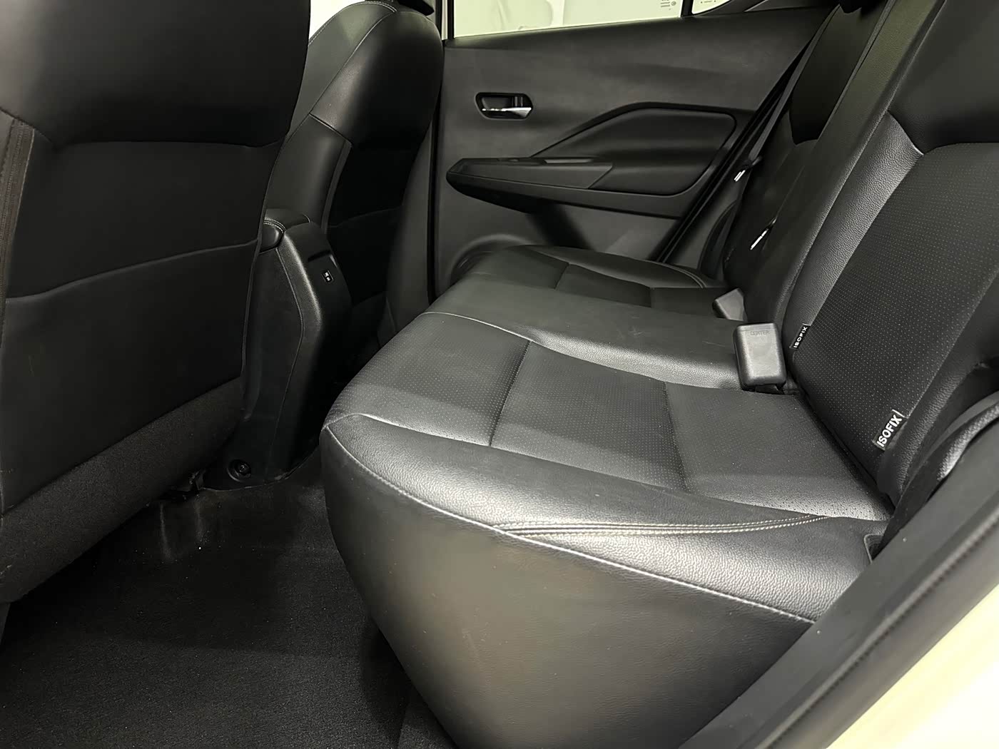 Nissan Kicks 1.5 л 2022 г. Белый, пробег 34000 км