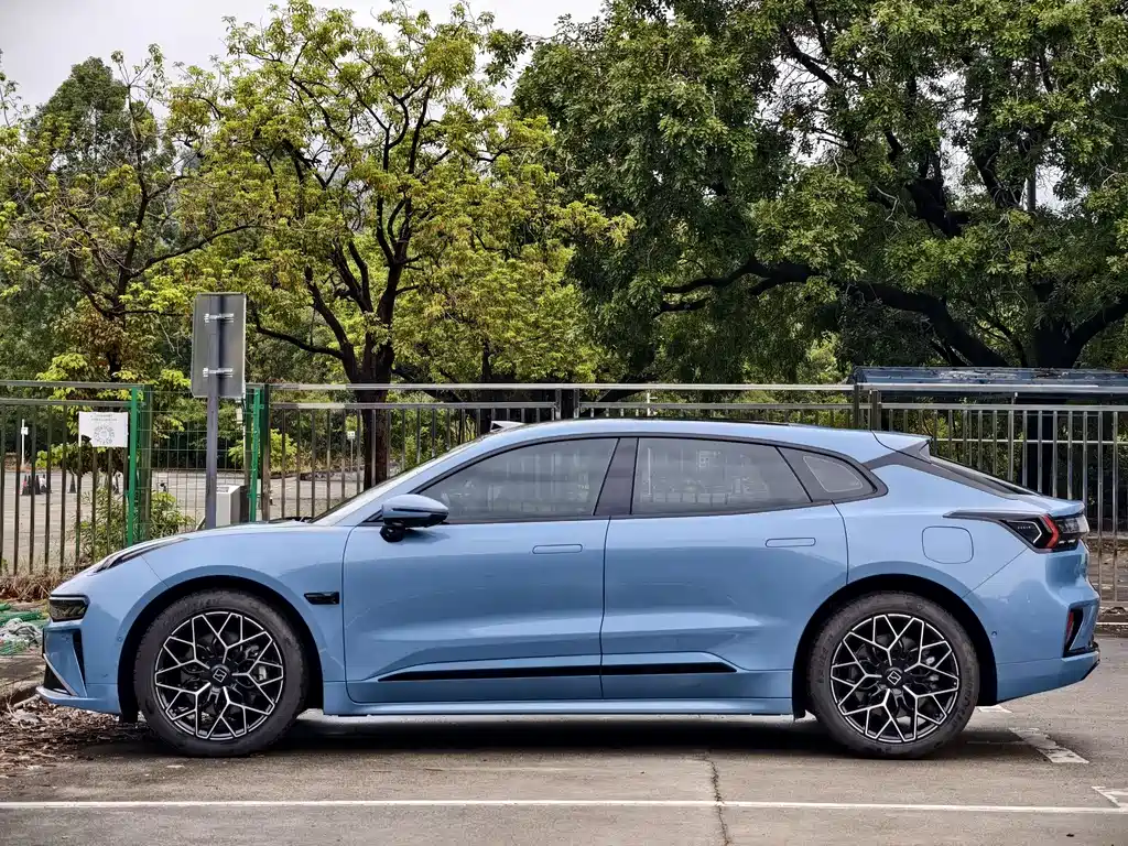 ZEEKR EXTREME KRYPTON 001