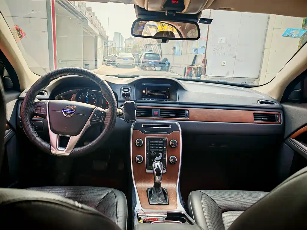 Volvo S80L — миниатюра 5