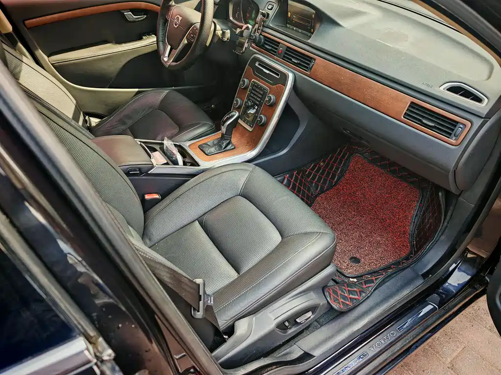 Volvo S80L — миниатюра 9