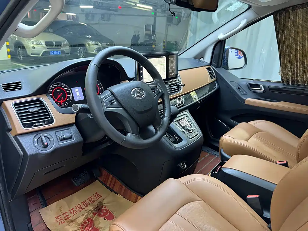 SAIC MAXUS CHASE G10