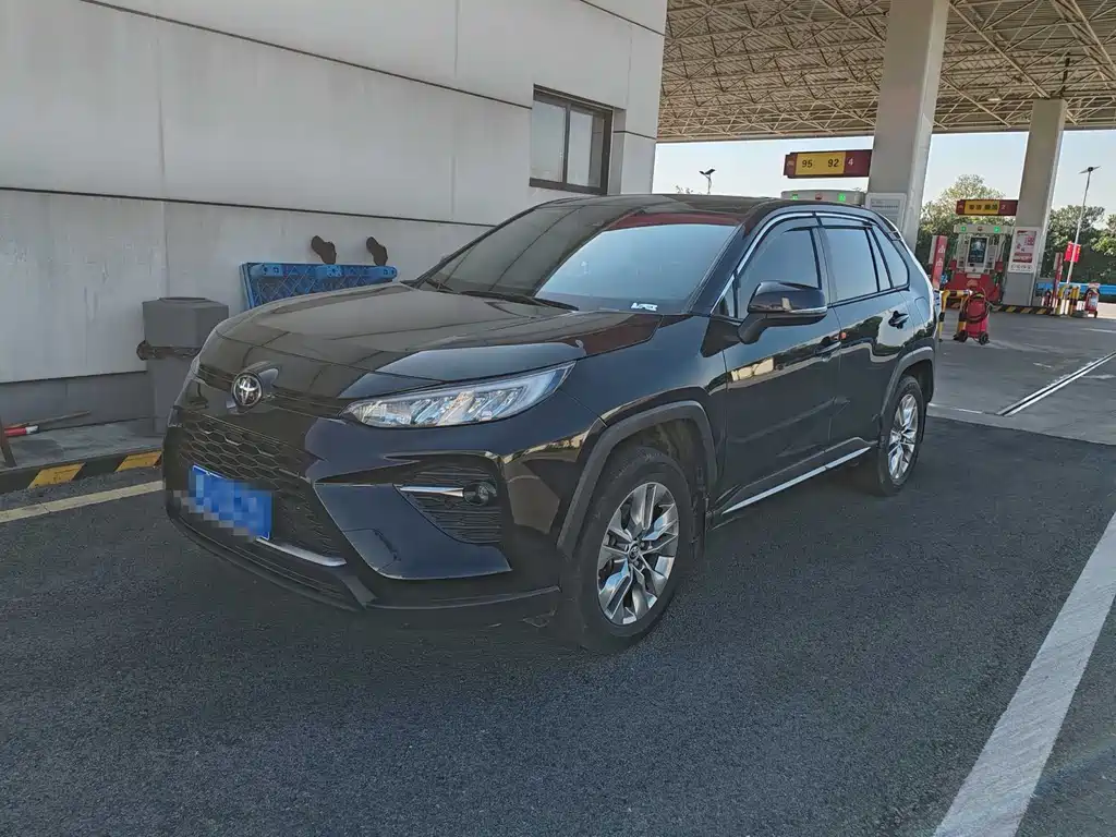 Toyota Wildlander 2022 2.0L CVT Luxury