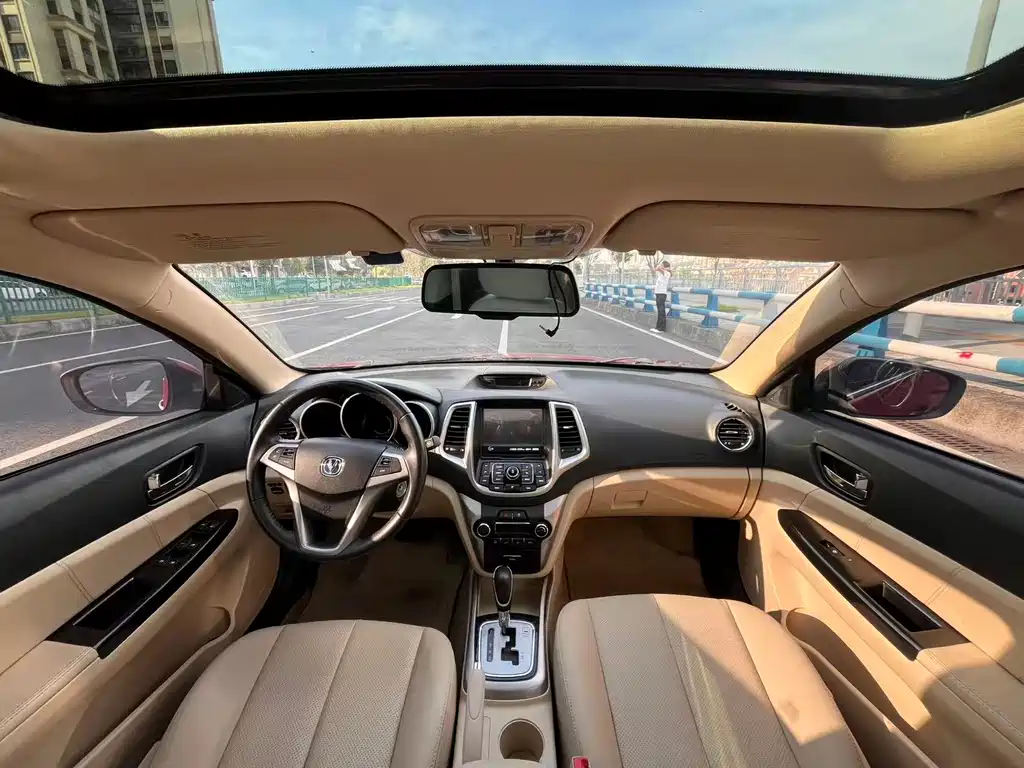 Changan Eado — миниатюра 6