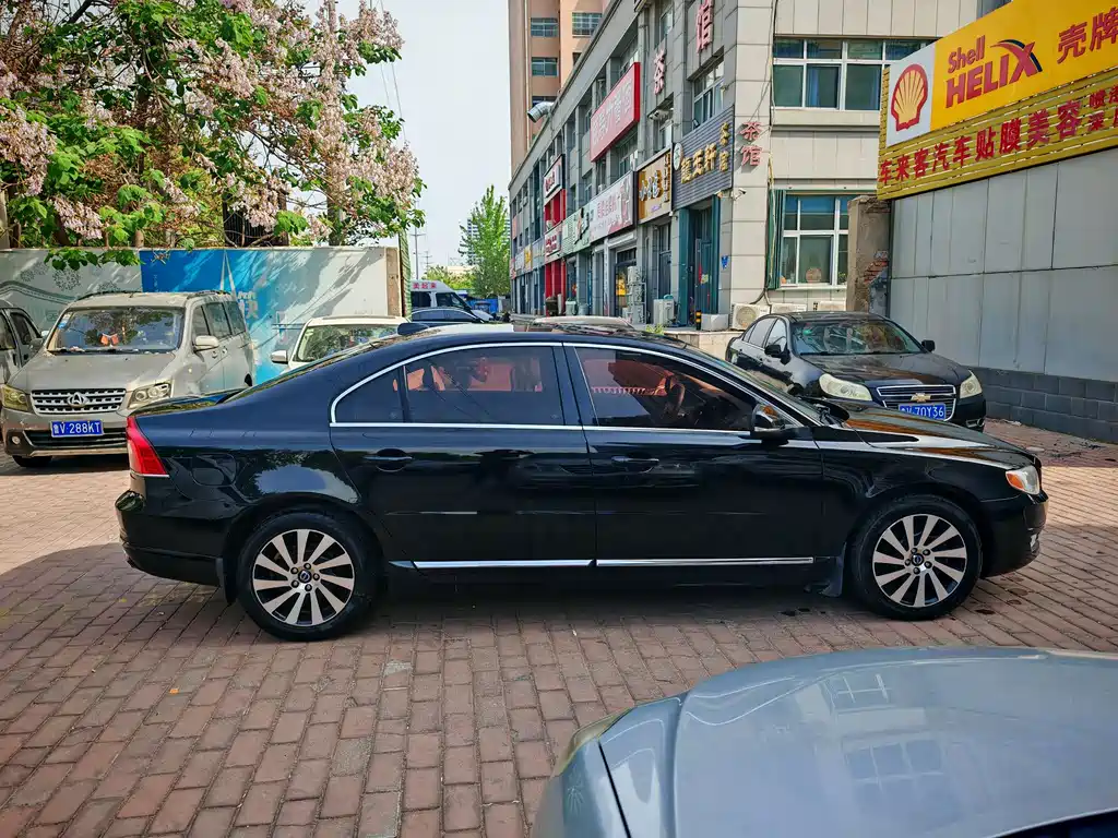 Volvo S80L — миниатюра 14