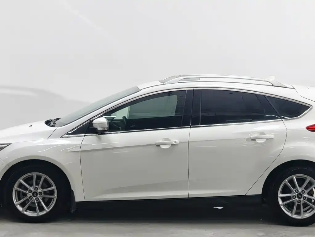 Ford Focus — миниатюра 8