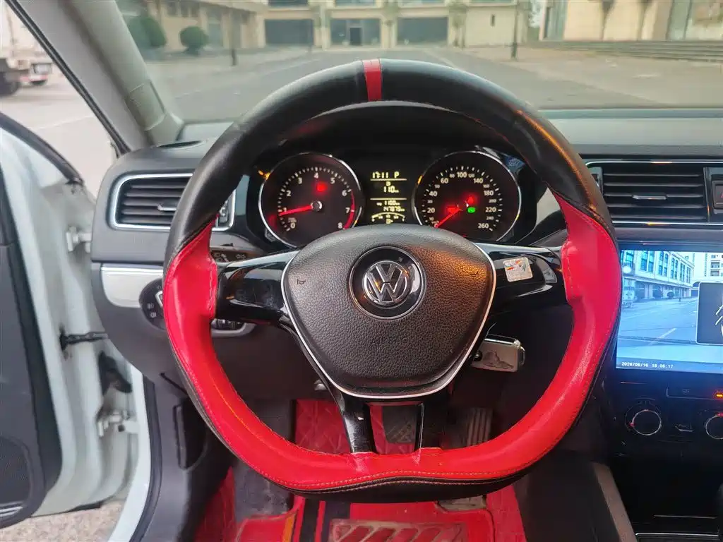 Volkswagen Sagitar — миниатюра 10