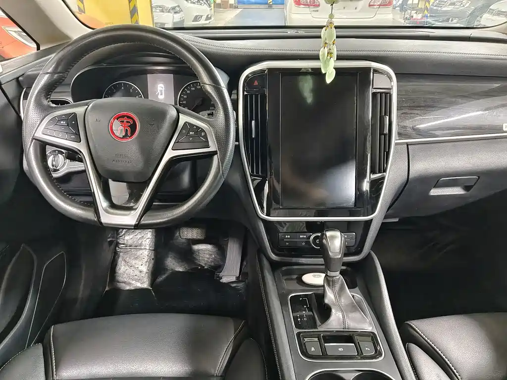 BYD MAX — миниатюра 11