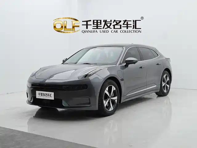 Zeekr 001 2022