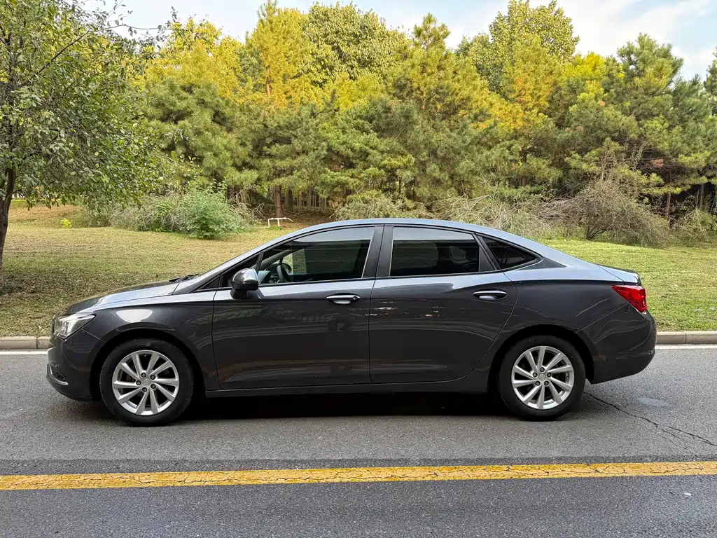 Buick Verano — миниатюра 3