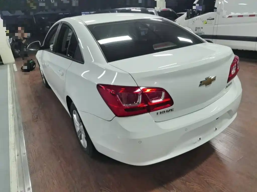 Chevrolet Cruze — миниатюра 5