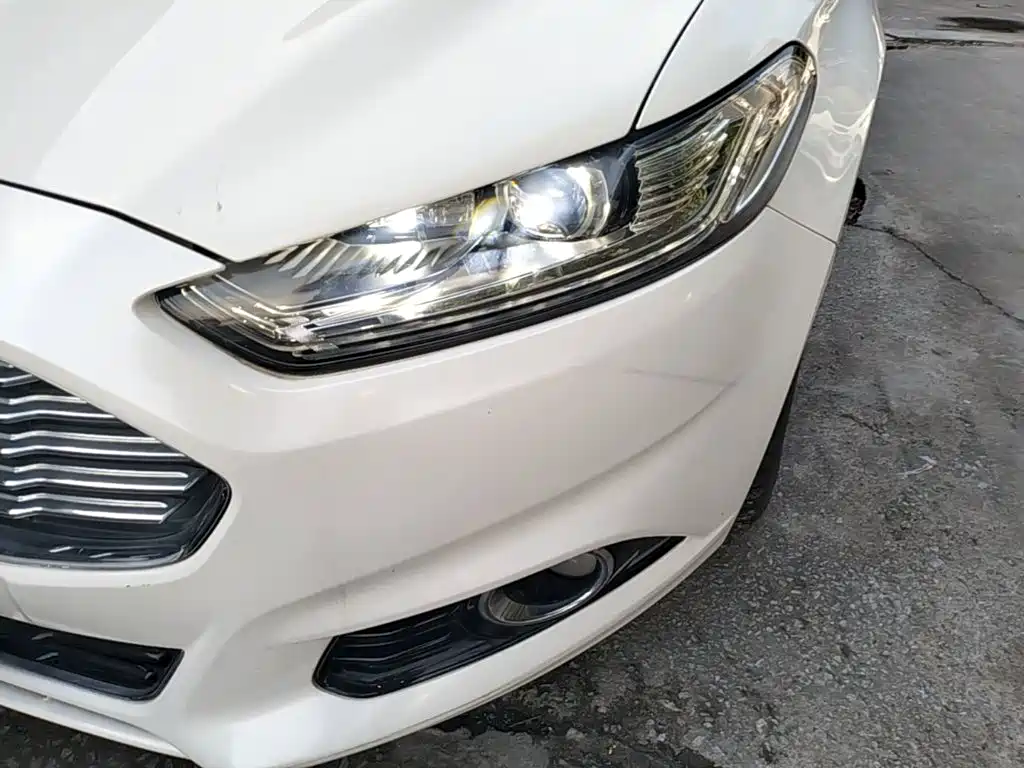 Ford Mondeo — миниатюра 24