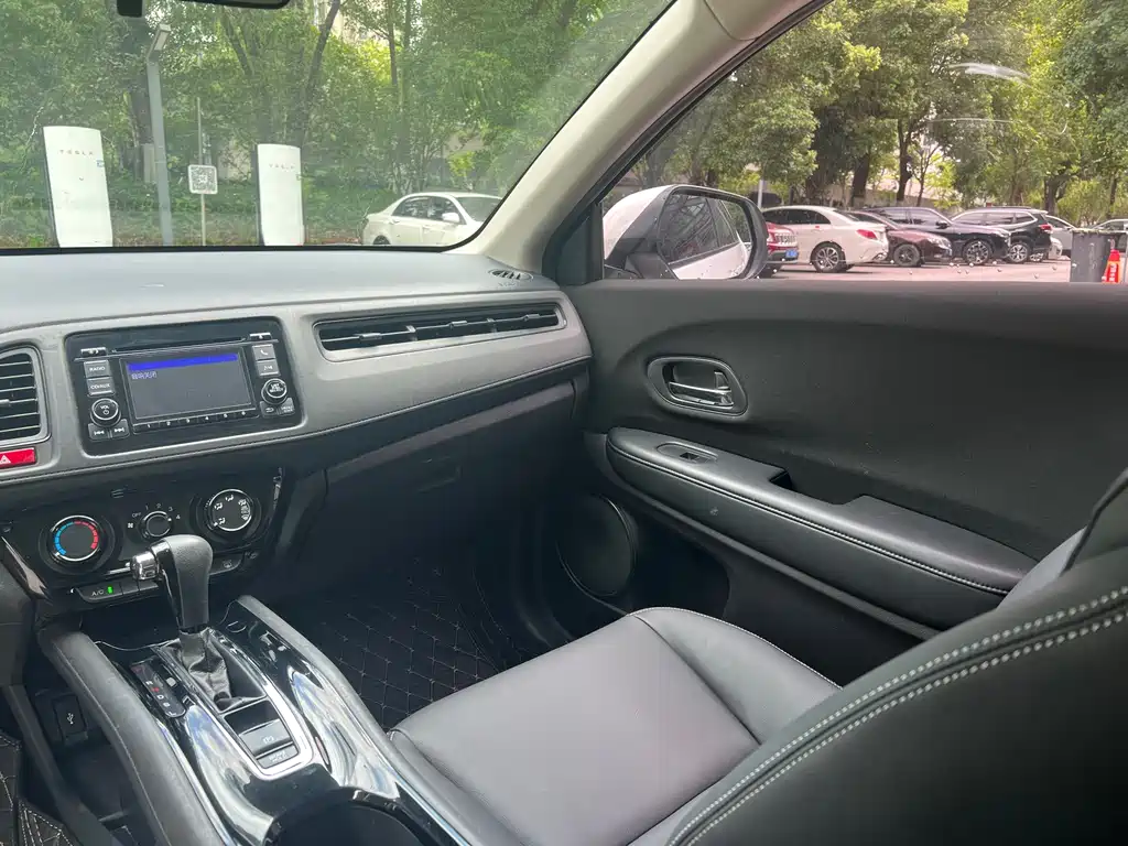 Honda Vezel — миниатюра 12