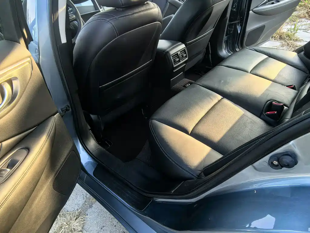 Infiniti Q50 — миниатюра 11