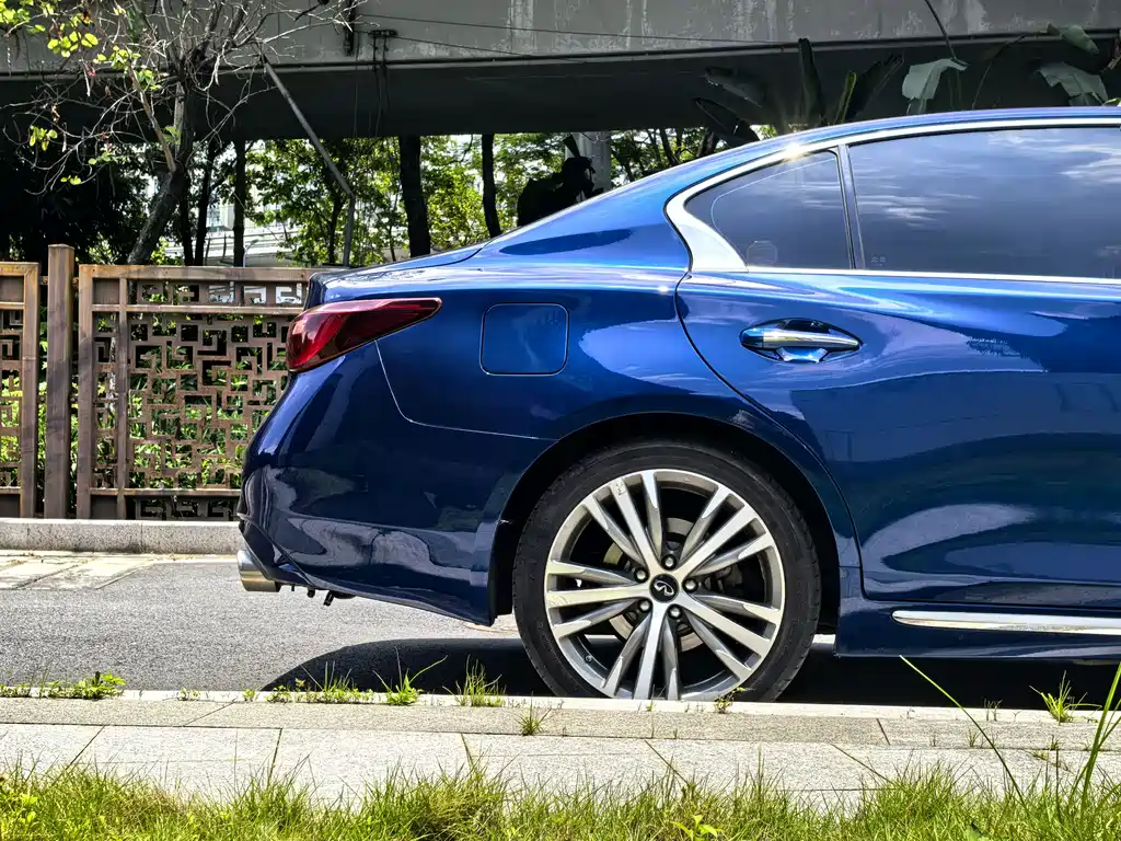 Infiniti Q50L 2.0T Elite Sport Edition China VI, фото 11