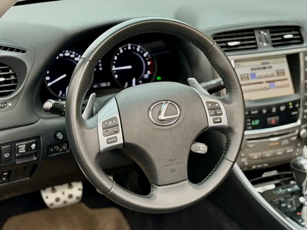 Lexus IS 2011 250C