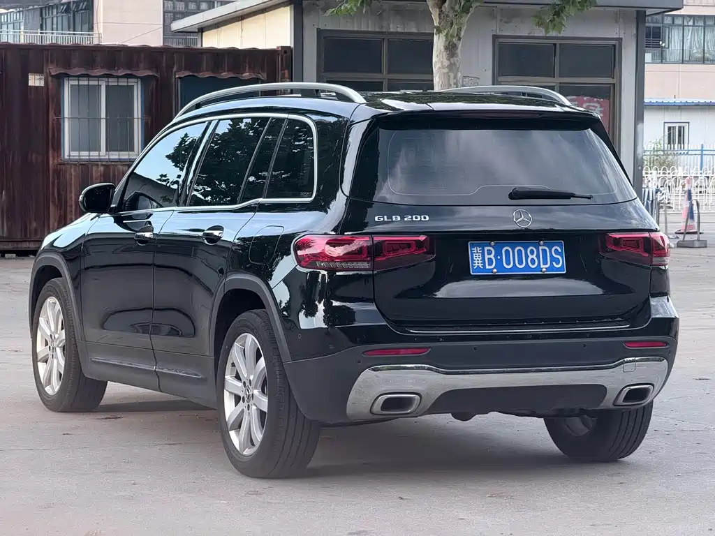 Mercedes-Benz GLB — миниатюра 4