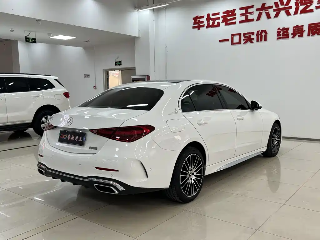 Mercedes-Benz C-Class — миниатюра 18