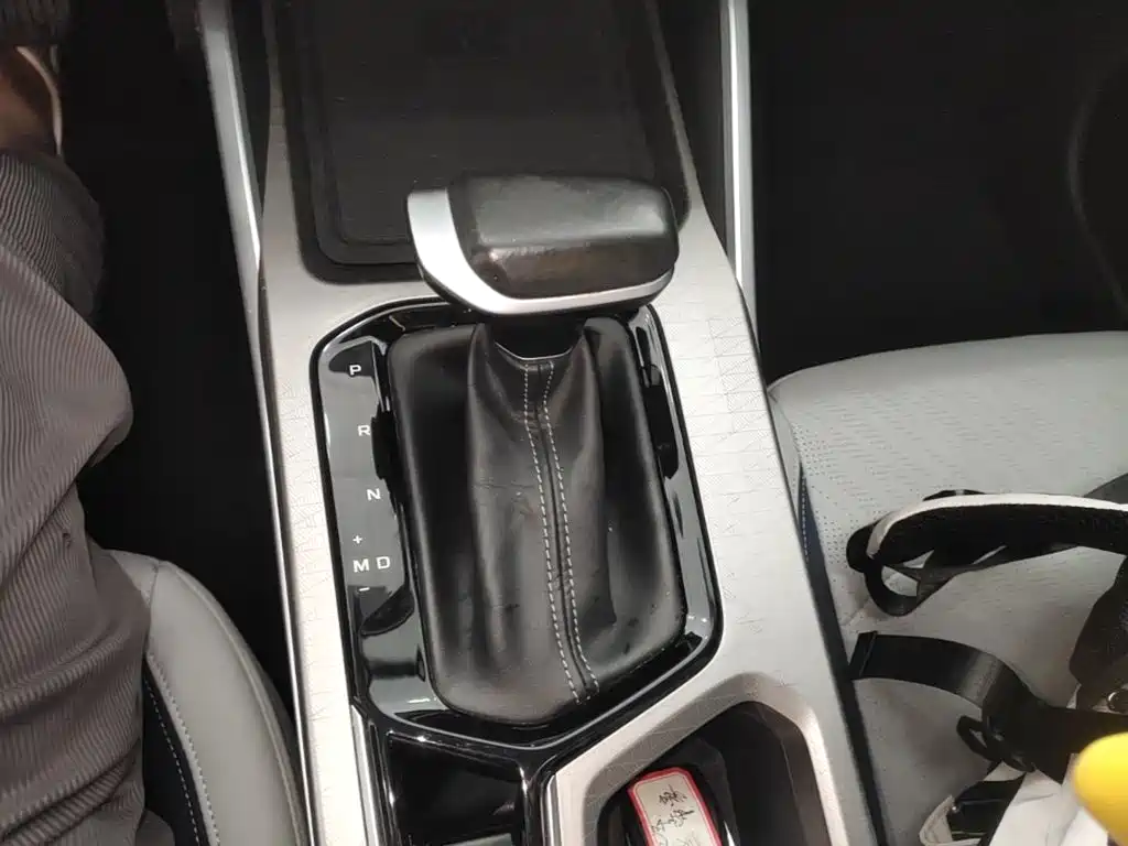 Geely Emgrand — миниатюра 10