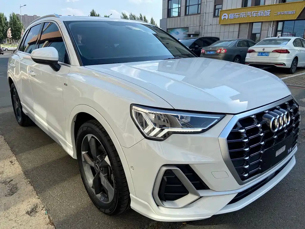 Audi Q3 — миниатюра 3