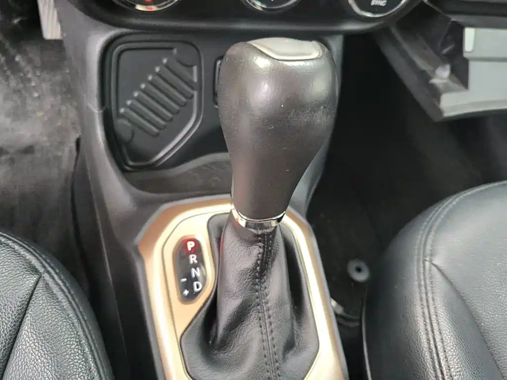Jeep Renegade — миниатюра 10
